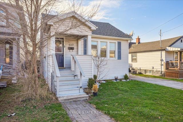 733 Dunn Ave, House detached with 3 bedrooms, 2 bathrooms and 2 parking in Hamilton ON | Image 23
