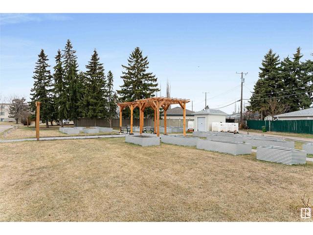 11430 Tower Rd Nw, House detached with 5 bedrooms, 2 bathrooms and 6 parking in Edmonton AB | Image 47
