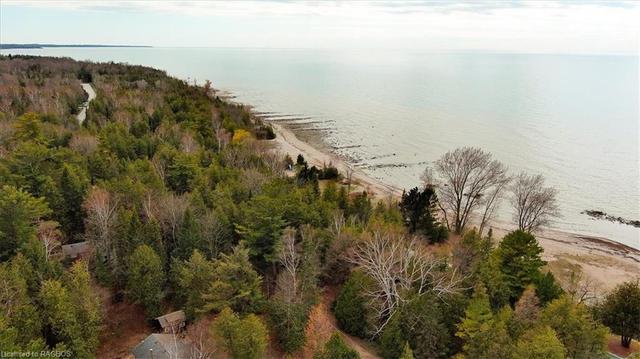 32 Upper Lorne Beach Road, House detached with 4 bedrooms, 2 bathrooms and 5 parking in Kincardine ON | Image 11