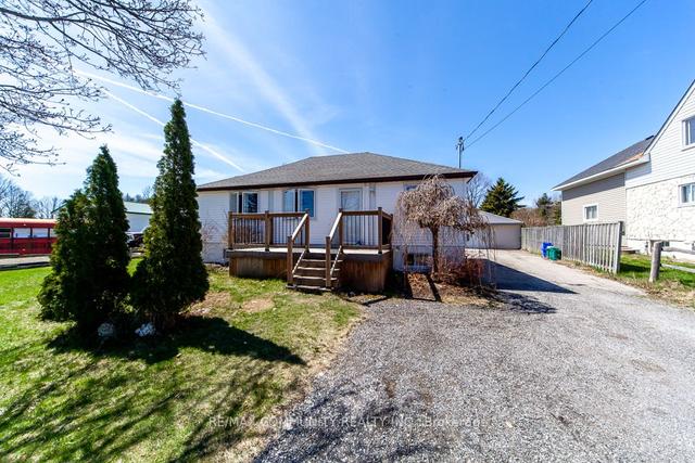 2414 Holt Rd, House detached with 3 bedrooms, 1 bathrooms and 11 parking in Clarington ON | Image 1