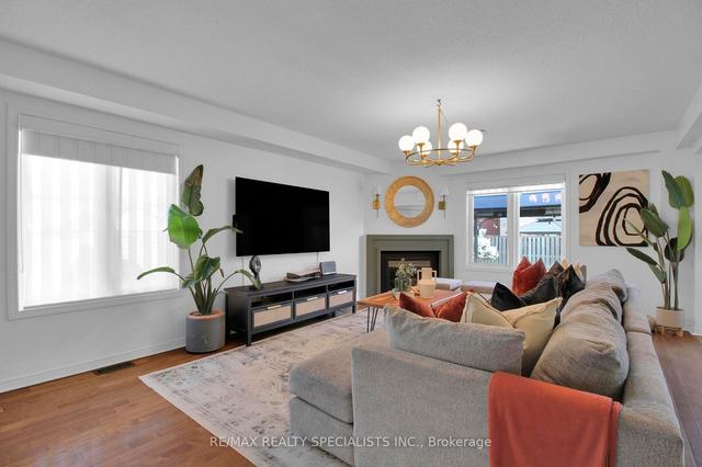 312 Fasken Crt, House semidetached with 3 bedrooms, 4 bathrooms and 4 parking in Milton ON | Image 36