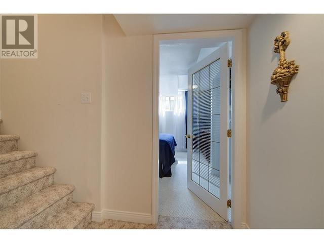 118 - 445 Yates Road, House detached with 4 bedrooms, 2 bathrooms and 4 parking in Kelowna BC | Image 31
