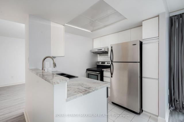 1704 - 5 Concorde Pl S, Condo with 1 bedrooms, 1 bathrooms and 1 parking in Toronto ON | Image 8