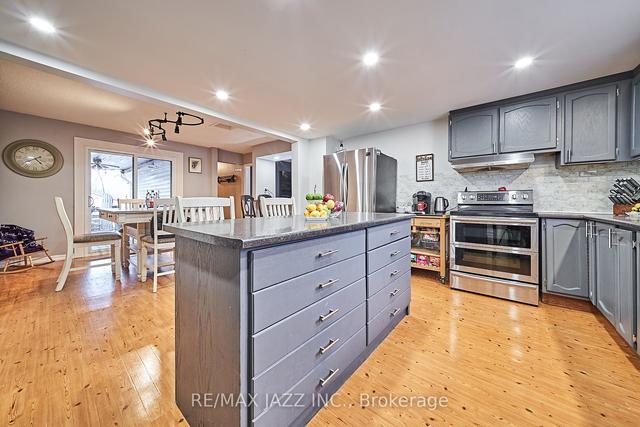 4038 Courtice Rd, House detached with 2 bedrooms, 3 bathrooms and 12 parking in Clarington ON | Image 25
