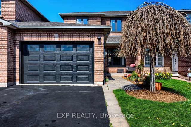 567 Eliza Cres, House attached with 3 bedrooms, 3 bathrooms and 3 parking in Burlington ON | Image 1
