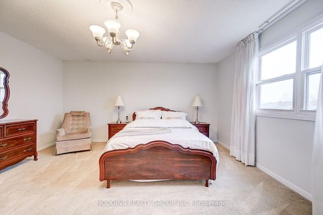 109 Clansman Tr, House detached with 3 bedrooms, 3 bathrooms and 6 parking in Mississauga ON | Image 8