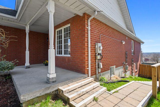 43 Anders Dr, House detached with 2 bedrooms, 3 bathrooms and 6 parking in Scugog ON | Image 25
