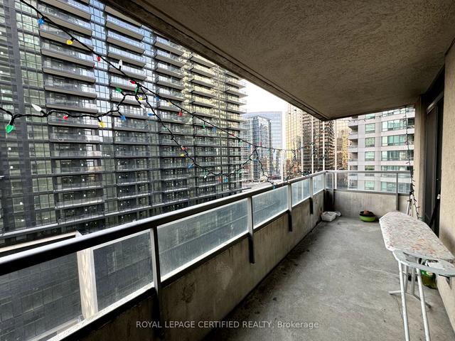 1602 - 18 Spring Garden Ave, Condo with 2 bedrooms, 2 bathrooms and 1 parking in Toronto ON | Image 17