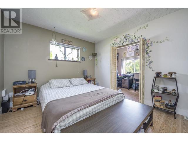 3826 Glendale Street, House detached with 5 bedrooms, 2 bathrooms and 4 parking in Vancouver BC | Image 8