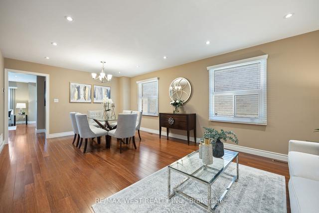 30 Brickstone Circ, House detached with 4 bedrooms, 4 bathrooms and 4 parking in Vaughan ON | Image 12