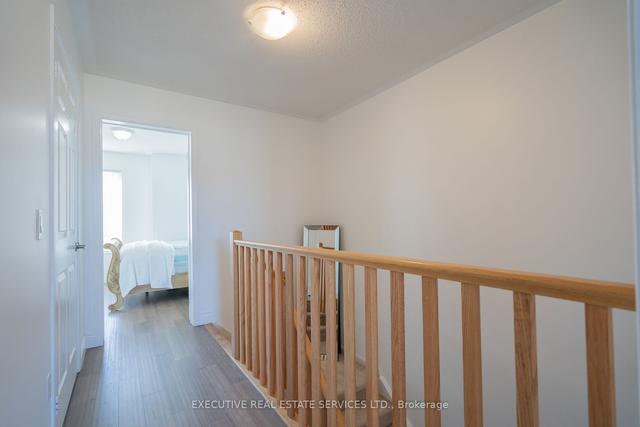 33 - 1 Beckenrose Crt, Townhouse with 2 bedrooms, 3 bathrooms and 1 parking in Brampton ON | Image 18