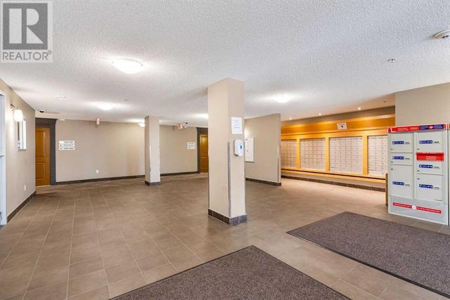 2010, - 11811 Lake Fraser Drive Se, Condo with 1 bedrooms, 1 bathrooms and 1 parking in Calgary AB | Image 44