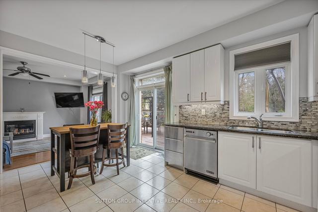 23 Pepin Crt, House detached with 4 bedrooms, 4 bathrooms and 9 parking in Barrie ON | Image 2