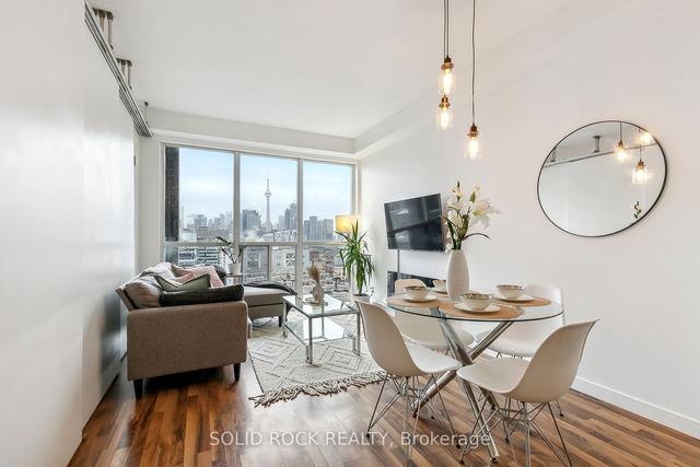 1228 - 1 Shaw St, Condo with 1 bedrooms, 1 bathrooms and 0 parking in Toronto ON | Image 32