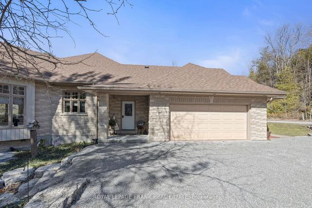 229 Louisa St, House detached with 3 bedrooms, 5 bathrooms and 19 parking in Kawartha Lakes ON | Image 23