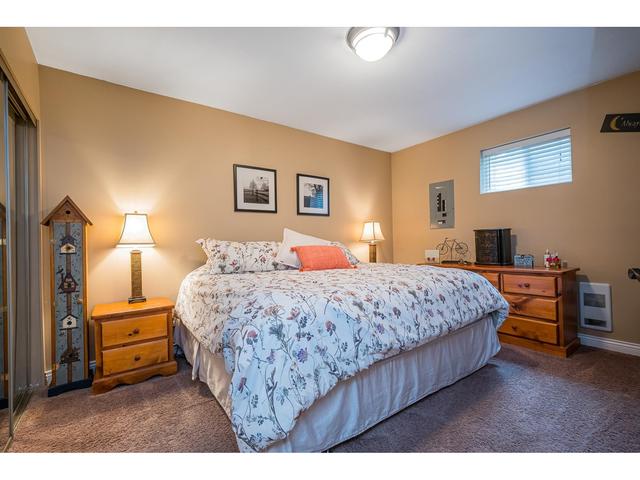 19810 20 Avenue, House detached with 4 bedrooms, 2 bathrooms and 10 parking in Langley BC | Image 34
