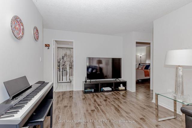 211 - 145 Hillcrest Ave, Condo with 2 bedrooms, 2 bathrooms and 1 parking in Mississauga ON | Image 10