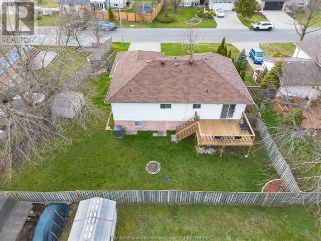 499 Gaylord Avenue, House detached with 4 bedrooms, 2 bathrooms and null parking in LaSalle ON | Image 3