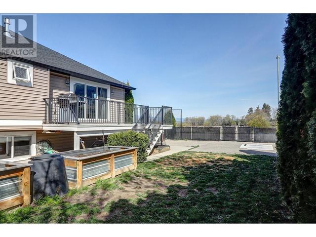 9823 Kinross Place, House detached with 5 bedrooms, 3 bathrooms and 4 parking in Coldstream BC | Image 46