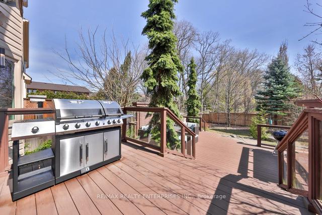 1127 Queen St W, House detached with 4 bedrooms, 4 bathrooms and 6 parking in Mississauga ON | Image 30