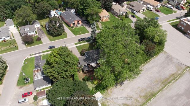 15 Jackman Rd, House detached with 3 bedrooms, 2 bathrooms and 5 parking in Clarington ON | Image 30