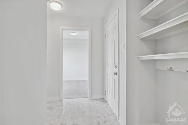 326 Parallax Private, Townhouse with 4 bedrooms, 3 bathrooms and 2 parking in Ottawa ON | Image 2
