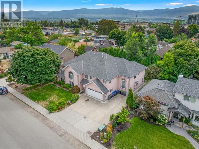 453 Morrison Avenue, Home with 0 bedrooms, 0 bathrooms and 10 parking in Kelowna BC | Image 2