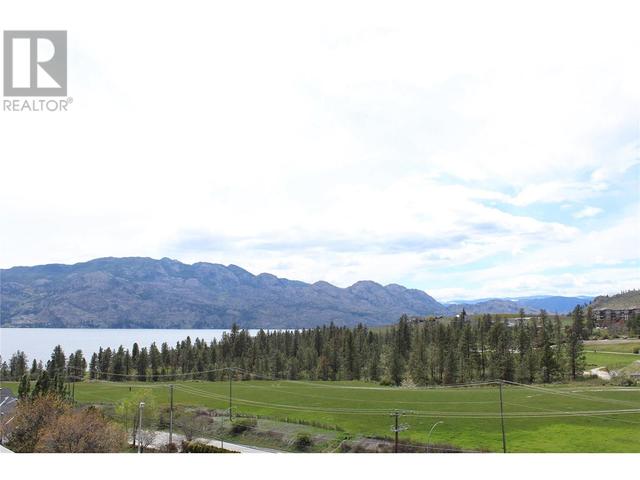 414 - 2301 Carrington Road, Condo with 2 bedrooms, 2 bathrooms and 1 parking in West Kelowna BC | Image 2