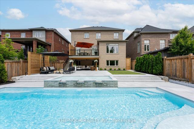 20 Donwoods Cres, House detached with 4 bedrooms, 4 bathrooms and 4 parking in Whitby ON | Image 26