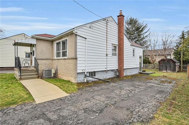 85 Walter Avenue N, House detached with 3 bedrooms, 1 bathrooms and 2 parking in Hamilton ON | Image 28
