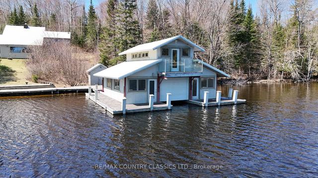 2021 North Baptiste Lake Rd, House detached with 1 bedrooms, 2 bathrooms and 8 parking in Hastings Highlands ON | Image 5
