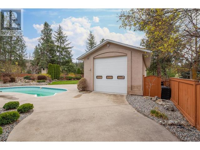 3911 Lakevale Place, House detached with 5 bedrooms, 3 bathrooms and 14 parking in Kelowna BC | Image 79