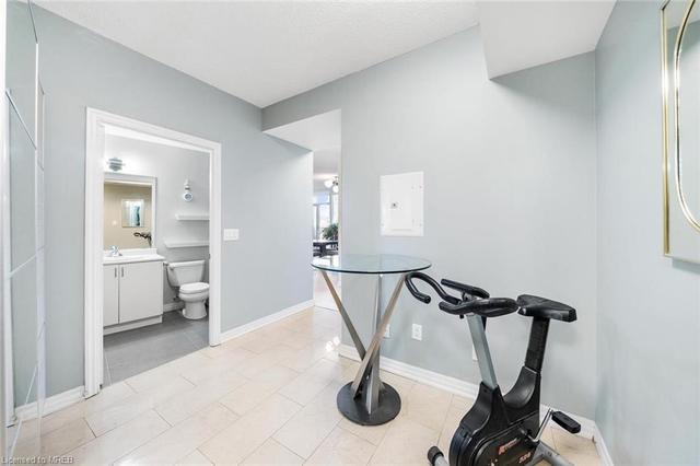 201 - 223 Webb Drive, House attached with 2 bedrooms, 2 bathrooms and 2 parking in Mississauga ON | Image 37