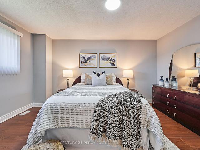 12 Keeble Cres, House detached with 3 bedrooms, 3 bathrooms and 6 parking in Ajax ON | Image 14