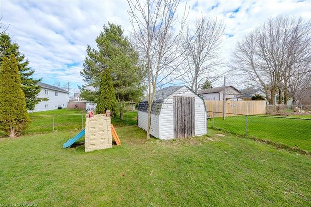 2653 8th Avenue A E, House detached with 3 bedrooms, 2 bathrooms and 2 parking in Owen Sound ON | Image 14