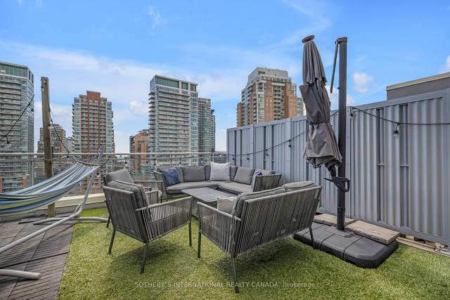 1025 - 1029 King St W, Condo with 2 bedrooms, 2 bathrooms and 2 parking in Toronto ON | Image 4