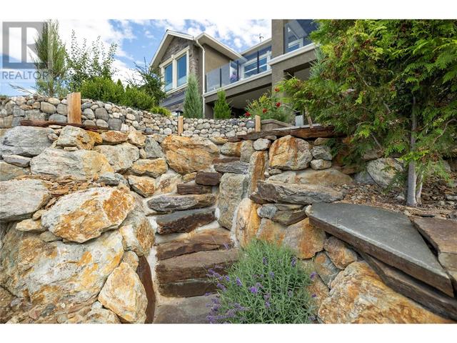 980 Hewetson Court, House detached with 3 bedrooms, 2 bathrooms and 6 parking in Kelowna BC | Image 56