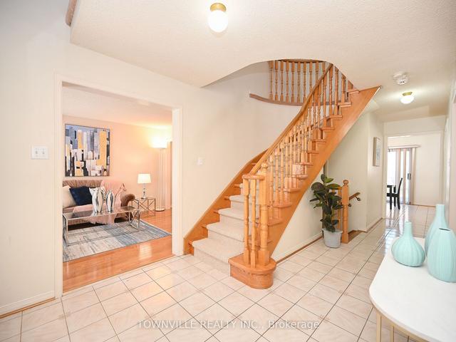 35 Red Cedar Cres, House detached with 5 bedrooms, 5 bathrooms and 6 parking in Brampton ON | Image 38