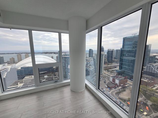 4302 - 55 Mercer St, Condo with 3 bedrooms, 2 bathrooms and 0 parking in Toronto ON | Image 24