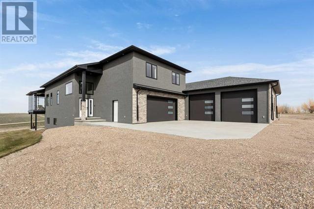 22, - 12320 Range Road 72, House detached with 5 bedrooms, 3 bathrooms and null parking in Cypress County AB | Image 2