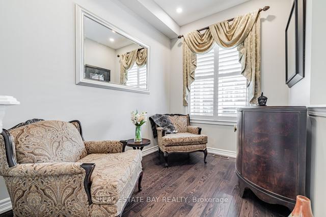 46 Faust Rdge, House detached with 4 bedrooms, 3 bathrooms and 3 parking in Vaughan ON | Image 23