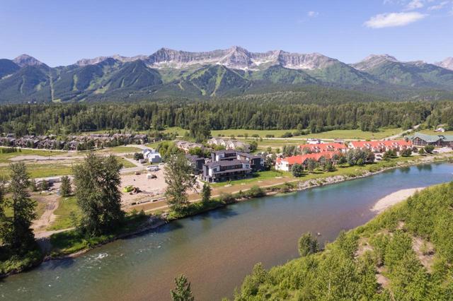 302 - 800 Riverside Way, House attached with 3 bedrooms, 4 bathrooms and 2 parking in Fernie BC | Image 15