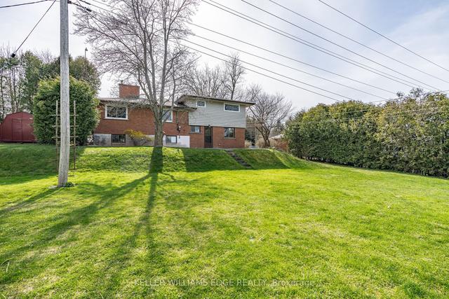 1352 Centre Rd, House detached with 3 bedrooms, 2 bathrooms and 6 parking in Hamilton ON | Image 28