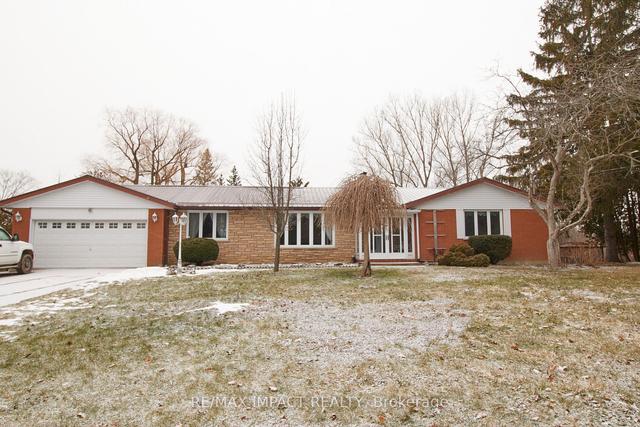 9410 Ashburn Rd, House detached with 3 bedrooms, 4 bathrooms and 10 parking in Whitby ON | Image 1