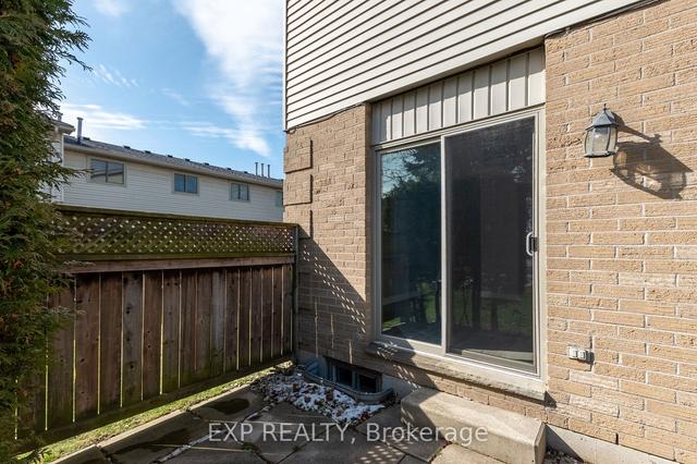 4 - 141 Condor Crt, Townhouse with 3 bedrooms, 2 bathrooms and 2 parking in London ON | Image 26