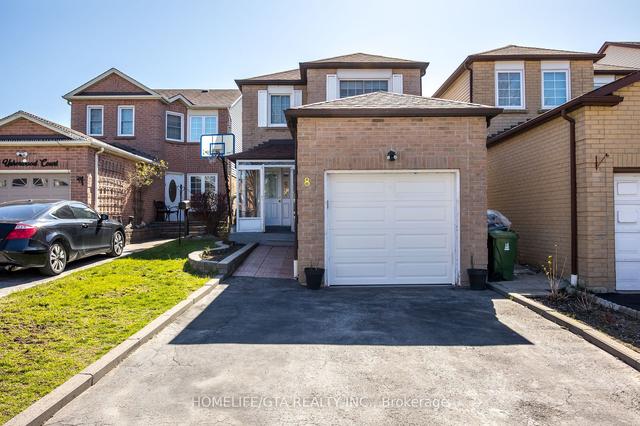 8 Usherwood Crt, House detached with 3 bedrooms, 3 bathrooms and 3 parking in Toronto ON | Image 1