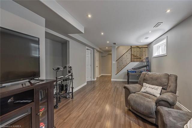 1523 Albany Drive, House detached with 4 bedrooms, 2 bathrooms and 6 parking in Kingston ON | Image 30