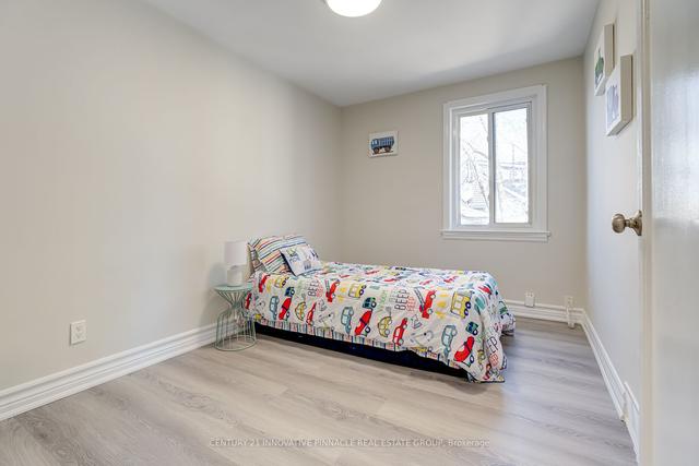313 Morningside Ave, House detached with 3 bedrooms, 2 bathrooms and 6 parking in Toronto ON | Image 4