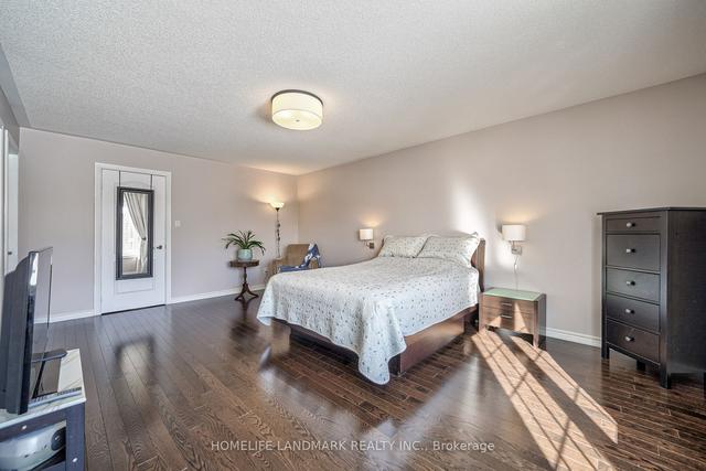 10363 Woodbine Ave, House attached with 3 bedrooms, 3 bathrooms and 3 parking in Markham ON | Image 18