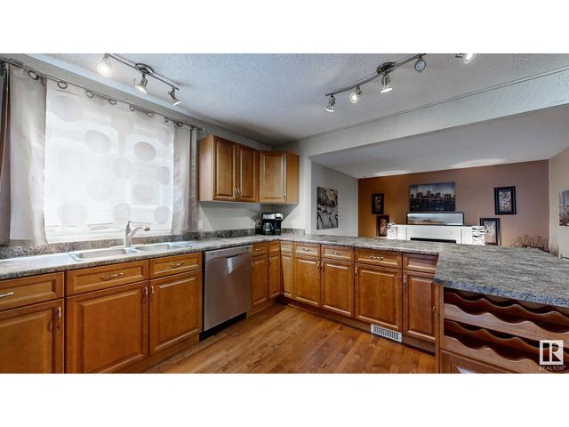 17923 87a Av Nw, House detached with 5 bedrooms, 3 bathrooms and null parking in Edmonton AB | Image 5